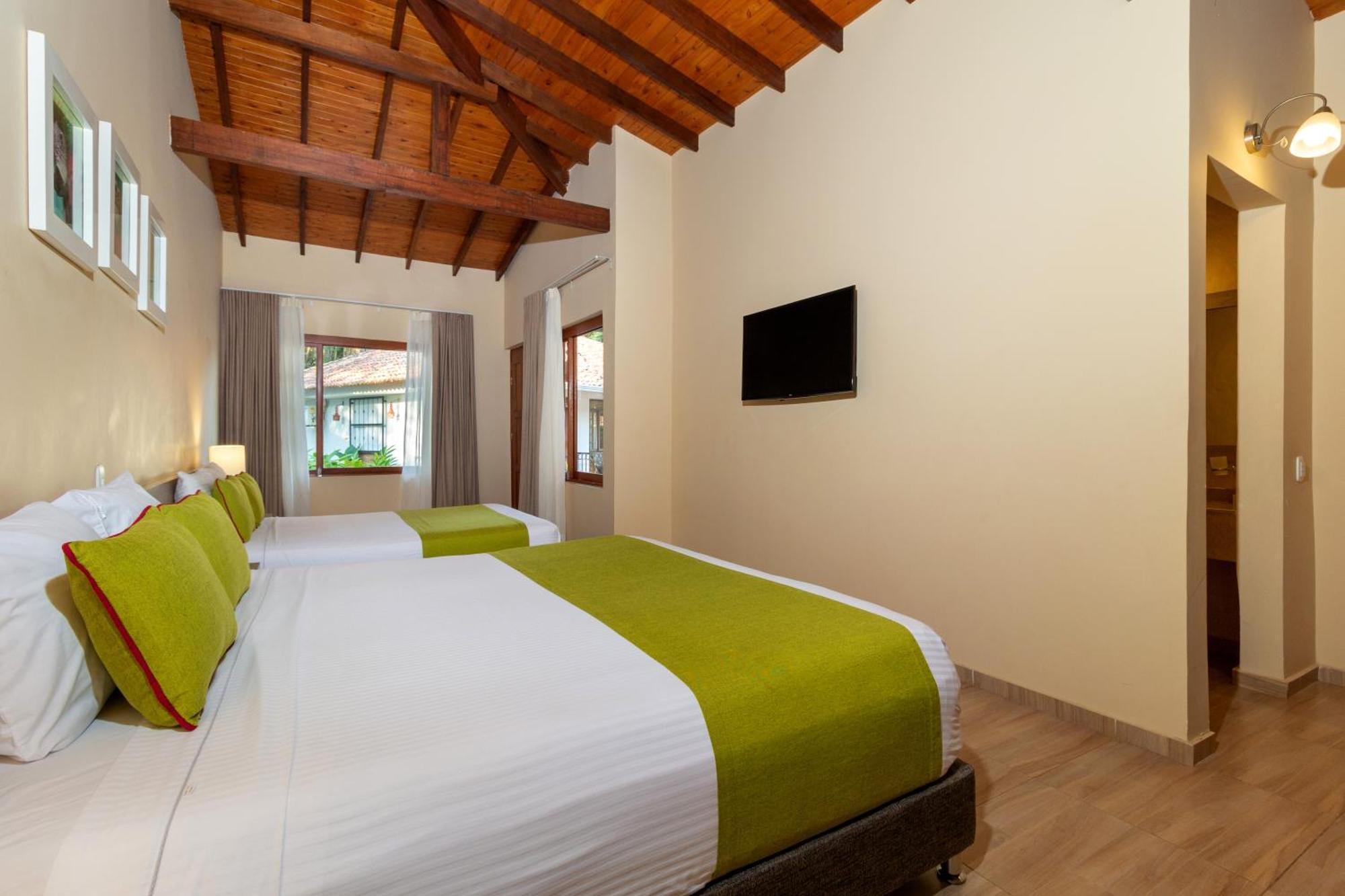 Hotel Campestre La Potra Apiay Exteriör bild